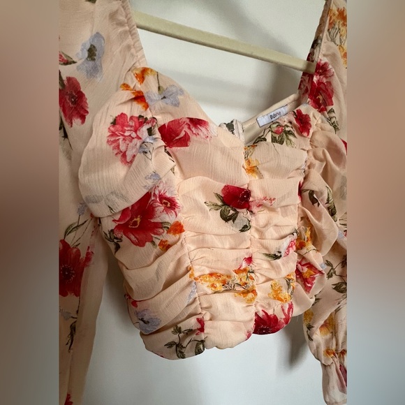 Cropped Floral top - Picture 2 of 5